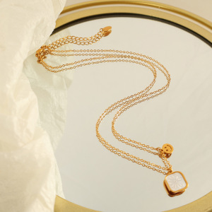 Collier Avec Pendentif En Acier Inoxydable Plaqué Or Pour Femme, Série Simple, Motif Dessin Animé h5 Image3