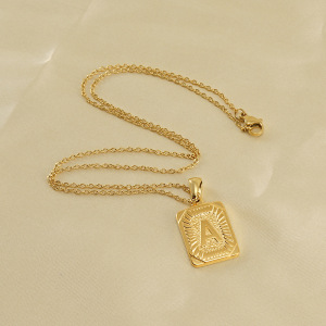 Collier Pendentif Unisexe En Acier Inoxydable Plaqué Or , Série Simple, Lettre Quotidienne h5 Image3