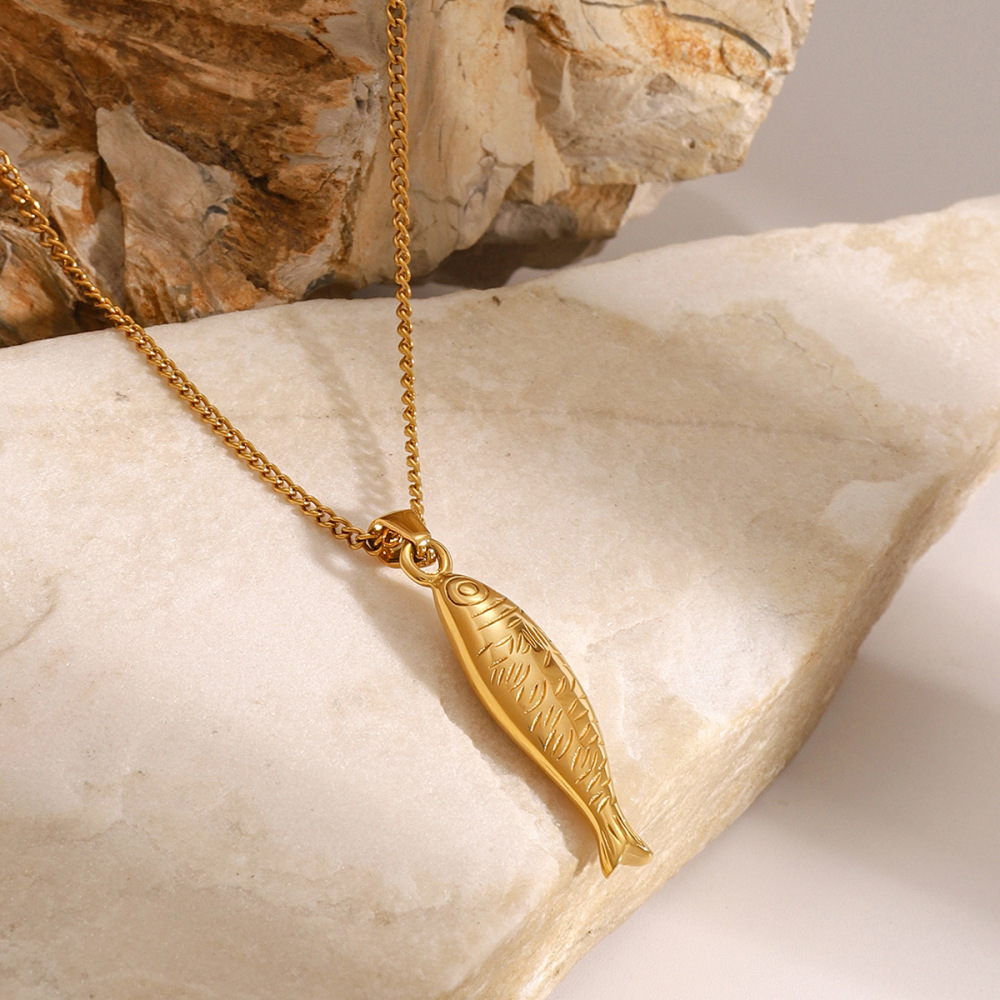 Collier Avec Pendentif En Acier Inoxydable Plaqué Or  Pour Femme, Série Classique, Motif Animal Européen Et Américain Image4