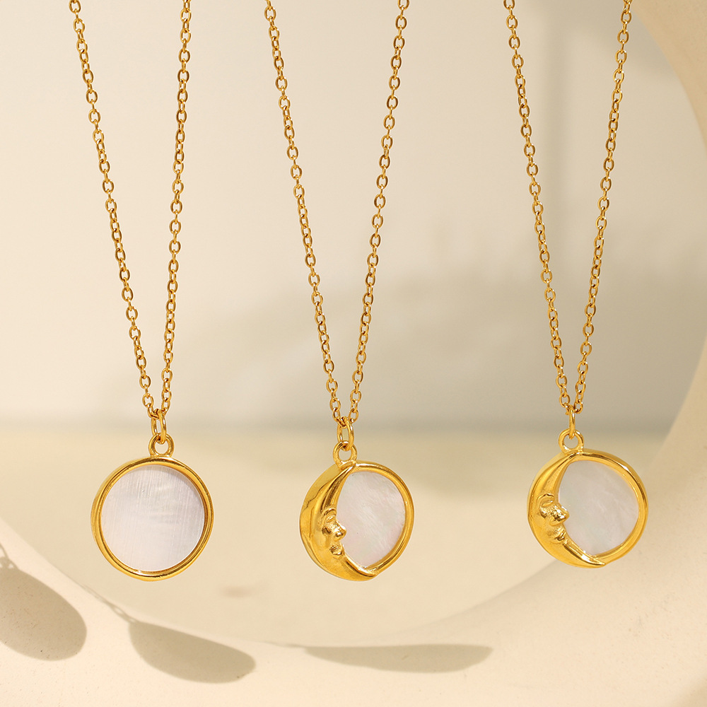 Collier Avec Pendentif Classique Soleil/Lune En Acier Titane Couleur Or Pour Femme, Série Romantique, 1 Pièce Image3