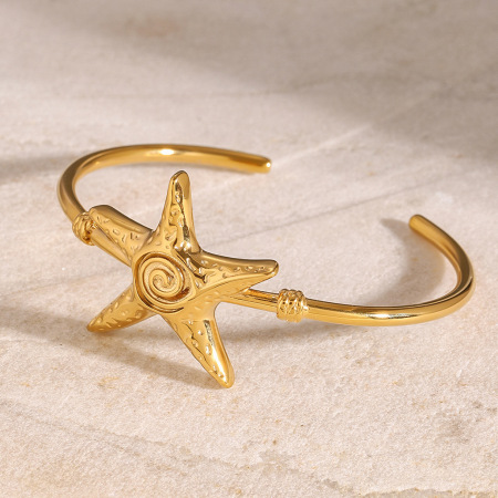 bracelet pour femme en acier inoxydable plaqué or , série classique, étoile naturelle