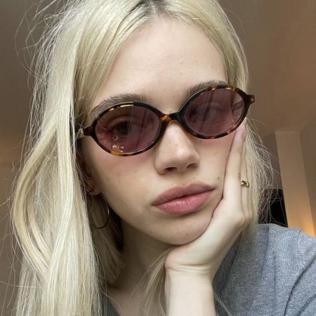 Lunettes de soleil rétro en plastique de couleur unie pour femme, série simple, 1 pièce
