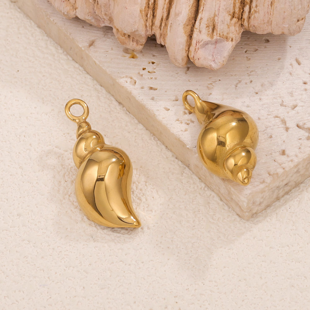Pendentif Femme En Acier Inoxydable Couleur Or, Forme Simple De Coquillage, Collection Marine (1 Pièce) h5Image4