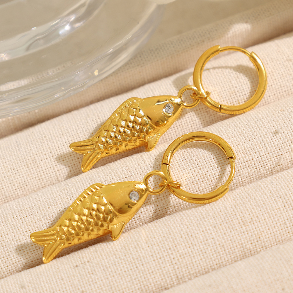 1 Paire De Boucles D'Oreilles Pendantes Pour Femme, Série Classique, En Acier Titane Plaqué Or , Motif Animal Quotidien, Strass Image4