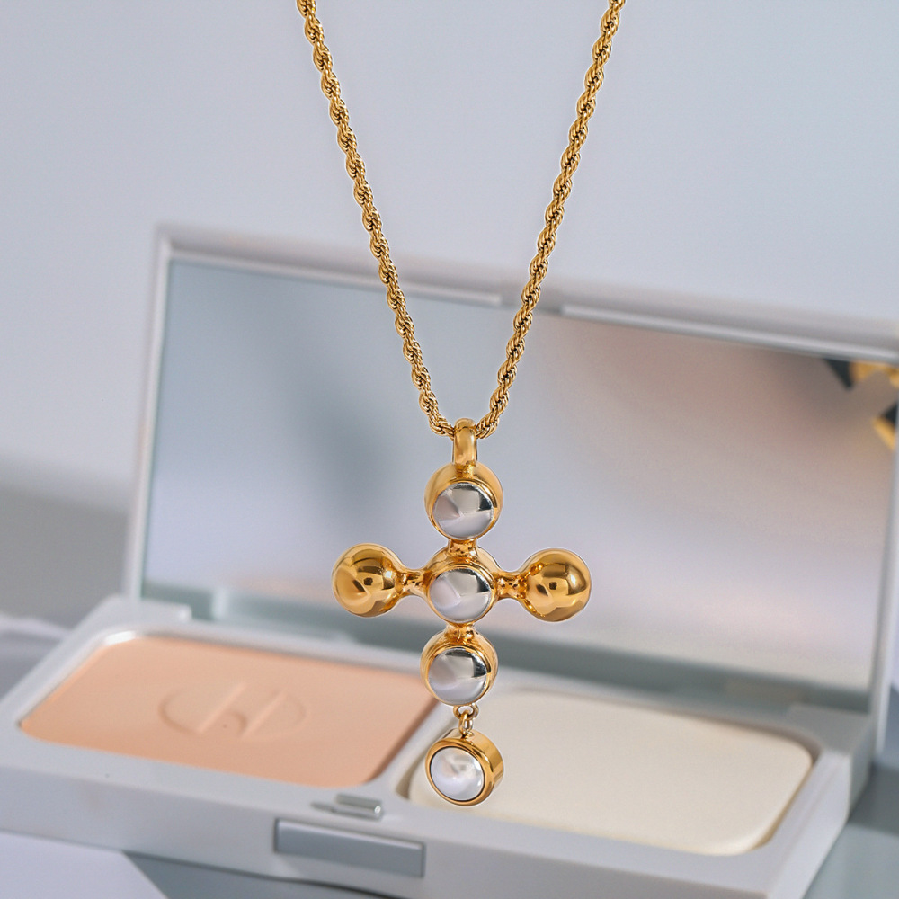 Collier Pendentif Croix Moderne Et Chic De La Série Classique, En Acier Inoxydable Étanche, Couleur Or Et Argent, Pour Femme (1 Pièce) Image5