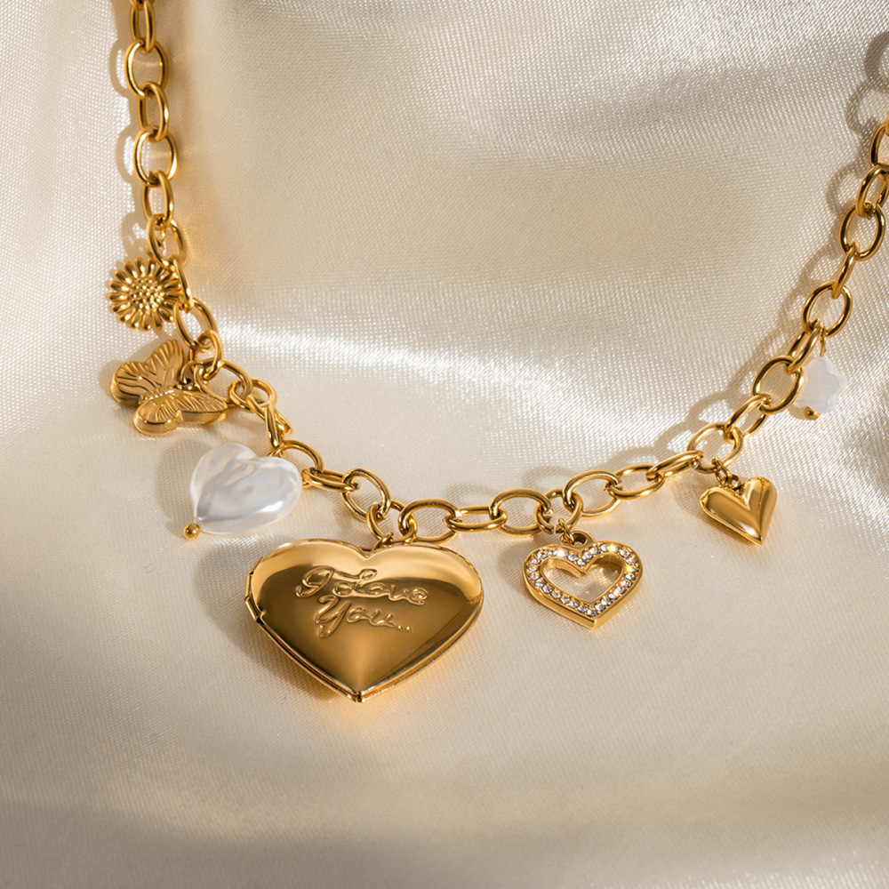 Collier Pendentif Papillon En Forme De Cœur, En Acier Inoxydable Doré, Étanche, De La Série Classique (1 Pièce) h5Image4