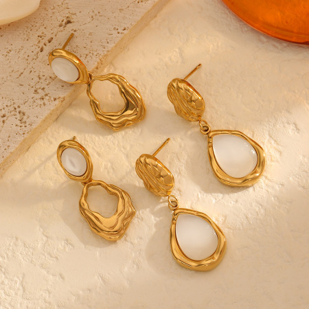 1 paire de boucles d'oreilles pendantes géométriques rétro plaquées or, style classique, ornées de pierres artificielles. 2