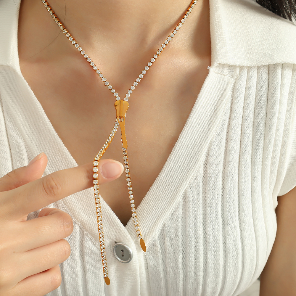 Collier Simple En Acier Inoxydable Plaqué Or  Avec Pompon Et Zircon Pour Femme, 1 Pièce Image5