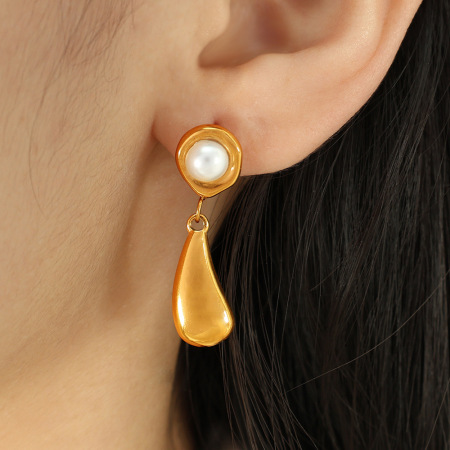1 paire de petites boucles d'oreilles simples et élégantes en métal  avec perles et pendentif en forme de goutte d'eau 2