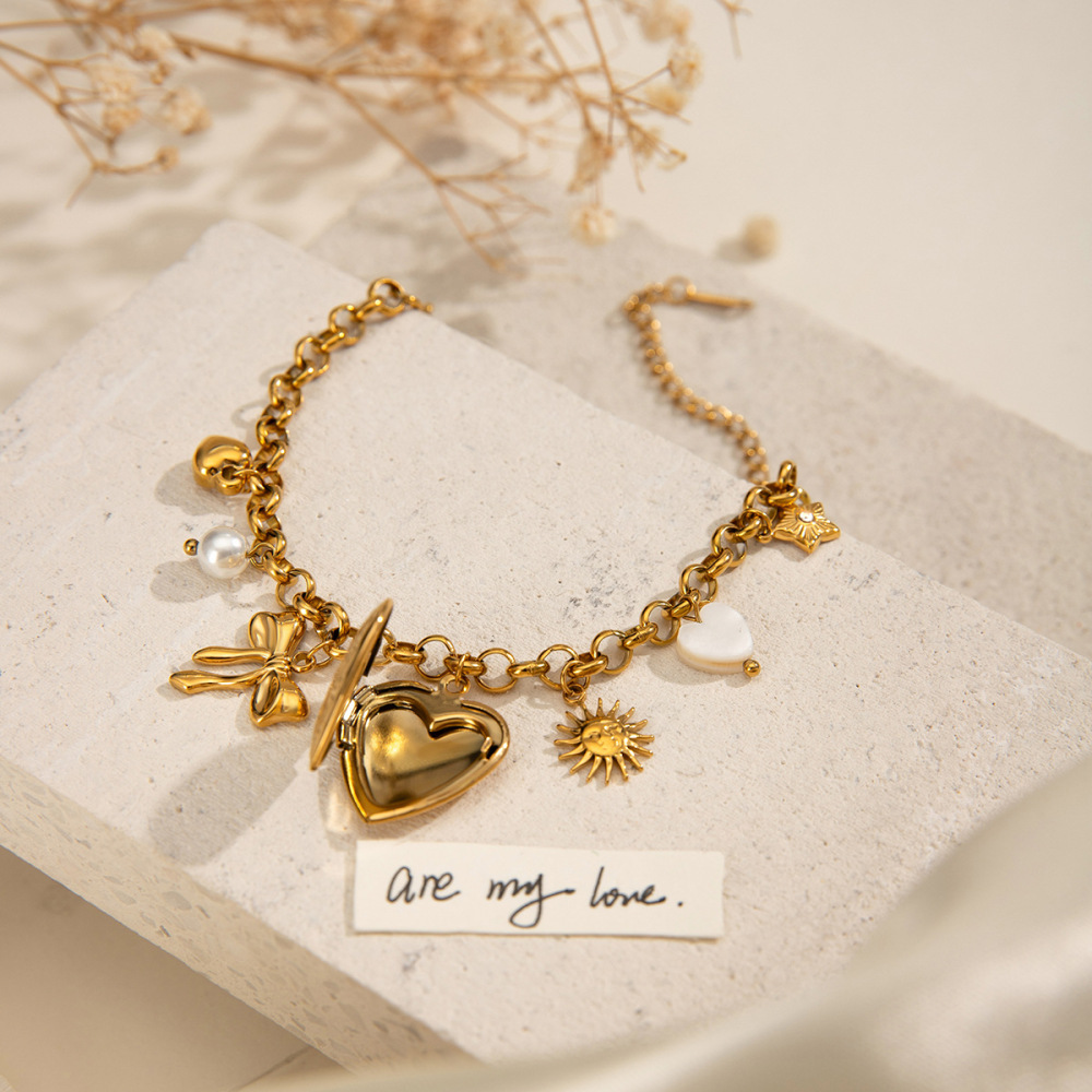 Bracelet À Breloques Pour Femme En Acier Inoxydable Plaqué Or , Style Simple, En Forme D'Amour Ou De Cœur Image4