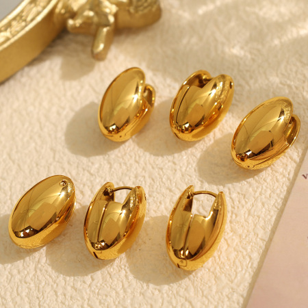 1 paire de boucles d'oreilles puces pour femme, en acier inoxydable plaqué or, couleur unie, de la collection Simple.