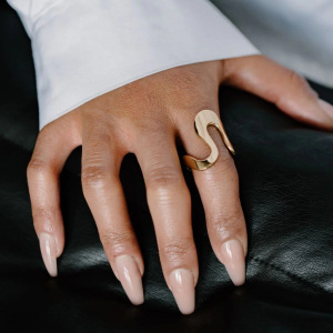 Bague Simple Pour Femme, Collection Minimaliste, Forme Irrégulière, Acier Inoxydable, Couleur Or, Étanche. h5 Image7