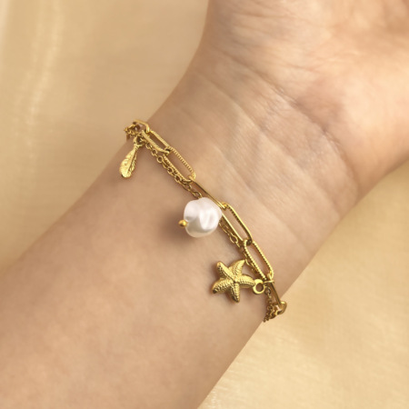 Bracelet à breloques pour femme, collection Vacances, double couche, en acier inoxydable, étanche, couleur or, motif coquillage.