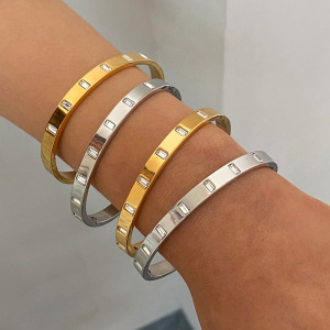 Bracelet Simple Et Décontracté En Acier Inoxydable Plaqué Or Avec Strass Pour Femme, 1 Pièce h5 Image6