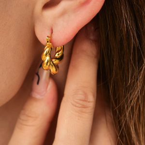 1 Paire De Boucles D'Oreilles Créoles Annulaires Daily Twist En Acier Inoxydable Étanche Couleur Or Pour Femme, Collection Classique Daily Twist h5 Image7