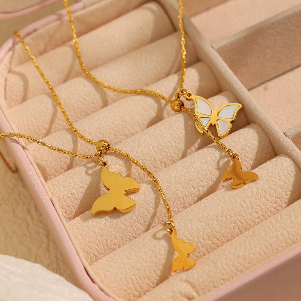 Collier Avec Pendentif En Forme De Coquillage Pour Femme, Série Romantique, En Acier Titane Plaqué Or , Motif Animal Doux Image3