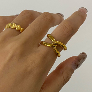 Bague Simple Pour Femme, Collection Daily Twist, En Acier Inoxydable, Couleur Or, Étanche (1 Pièce). h5 Image2