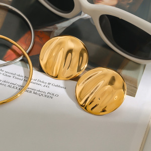 Boucles D'Oreilles Puces Pour Femme, Motif Vague D'Eau, En Acier Inoxydable Étanche, Couleur Or (1 Paire), Collection Minimaliste h5 Image10