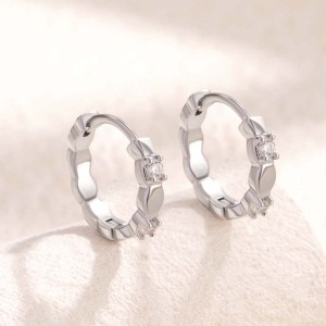 1 Pièce De Boucles D'Oreilles Créoles Géométriques Simples En Cuivre Sans Placage Pour Femmes, Série Simple, En Zircone h5 Image2