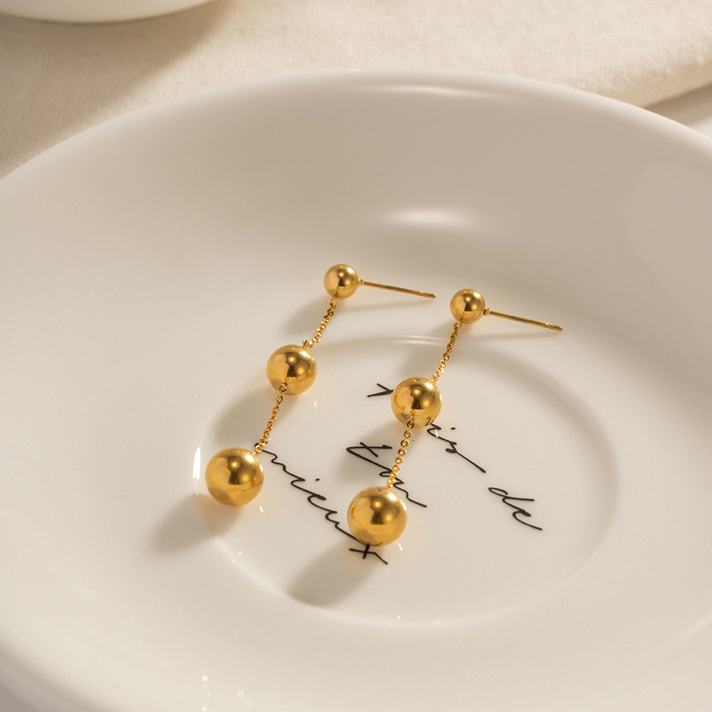 Boucles D'Oreilles Pendantes Élégantes À Pompons Sphériques, Style Minimaliste, En Acier Inoxydable Étanche, Couleur Or, Pour Femme (1 Paire). Image5