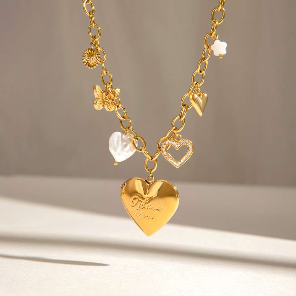 Collier Pendentif Papillon En Forme De Cœur, En Acier Inoxydable Doré, Étanche, De La Série Classique (1 Pièce) h5Image3