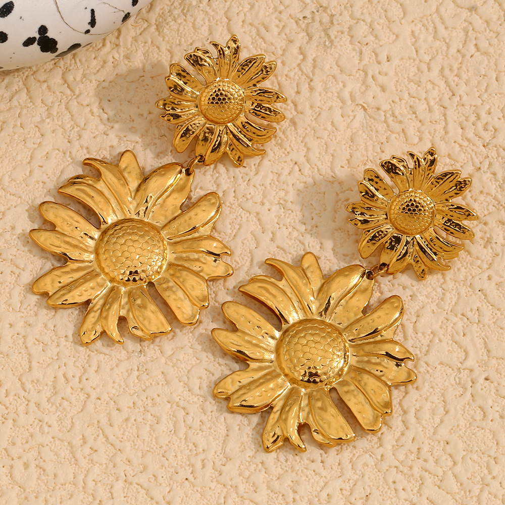 Boucles D'Oreilles Pendantes Pour Femme, En Acier Inoxydable Doré, Ornées De Fleurs Naturelles (1 Paire), Collection Luxe. Image4