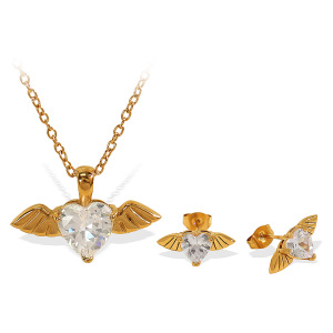 Collier Avec Pendentif En Forme De Cœur Élégant En Acier Titane Plaqué Or Et Strass Pour Femme, Série Luxueuse h5 Image8