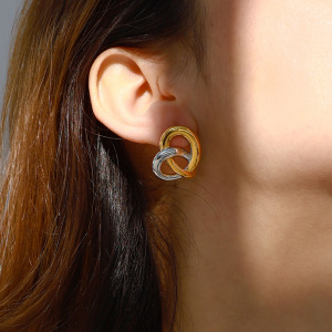 1 Paire De Boucles D'Oreilles Puces Pour Femme, Collection Fascinating Series, Forme Nœud Cœur, En Acier Inoxydable Étanche Couleur Or. h5 Image6