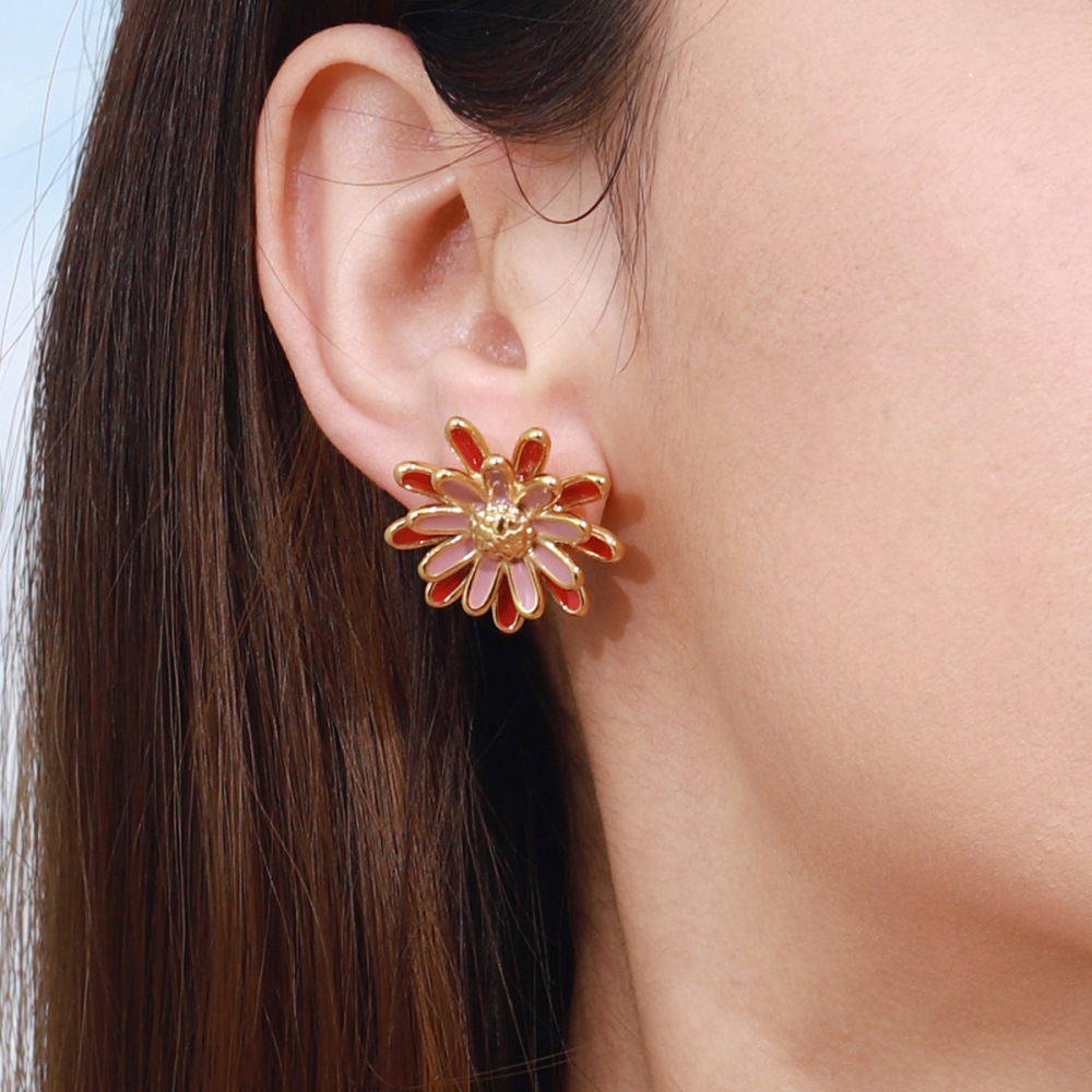 Boucles D'Oreilles Puces Pour Femme, Collection Chic Daisy, Finition Goutte D'Huile, En Acier Inoxydable, Couleur Or, Imperméables, 1 Paire Image9