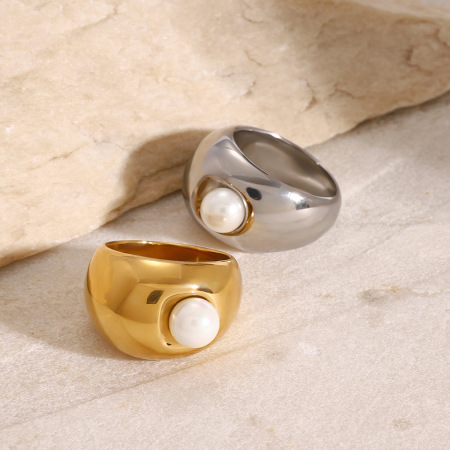 1 paire de bagues simples pour femmes, série européenne et américaine, rondes, en acier inoxydable plaqué or , avec perles artificielles 2