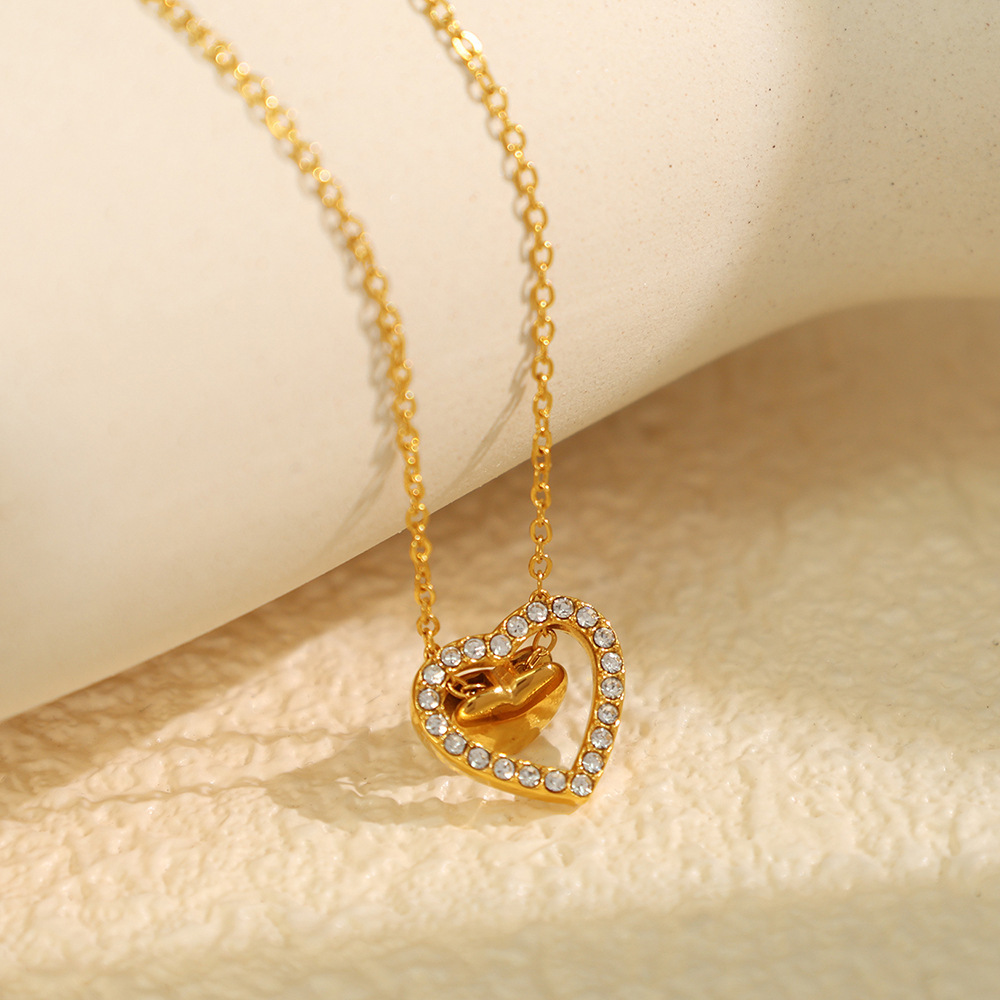 Collier Avec Pendentif En Forme De Cœur Élégant En Acier Titane Plaqué Or  Et Strass Pour Femme, Série Romantique, 1 Pièce Image3