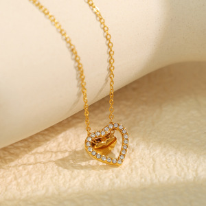 Collier Avec Pendentif En Forme De Cœur Élégant En Acier Titane Plaqué Or  Et Strass Pour Femme, Série Romantique, 1 Pièce h5 Image3