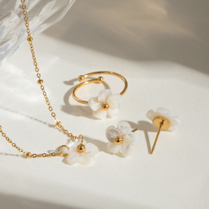 1 Paire De Boucles D'Oreilles Pour Femme En Acier Inoxydable Plaqué Or , Série Romantique, Motif Fleur Douce h5 Image4