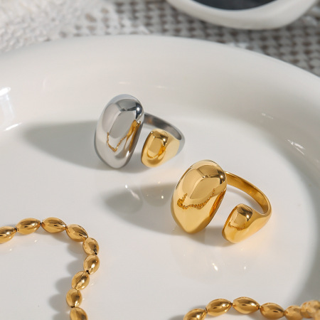 Bague simple pour femme, forme ovale irrégulière, en acier inoxydable, couleur or, étanche (1 pièce).