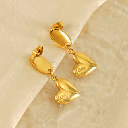 1 paire de boucles d'oreilles rétro en acier inoxydable plaqué or en forme de cœur pour femmes, boucles d'oreilles en acier titane à la mode, boucles d'oreilles pendantes pour femmes 2