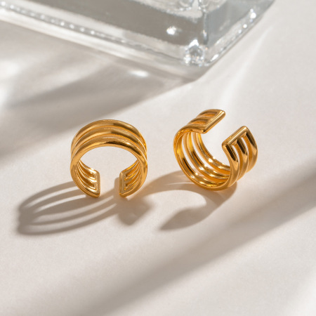 1 paire de manchettes d'oreilles simples annulaires en acier inoxydable plaqué or pour femmes 2