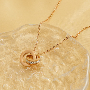 Collier Unisexe Avec Pendentif Géométrique En Acier Titane Plaqué Or  Et Strass, Série Classique, 1 Pièce h5 Image4