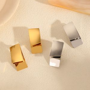 1 Paire De Boucles D'Oreilles À Tige Pour Femme, Style Quadrilatère, En Acier Inoxydable Plaqué Or , Série Simple h5 Image3