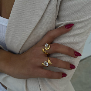 Bague Simple Pour Femme, Collection De Luxe, En Acier Inoxydable Doré, Imperméable, Ornée De Strass, De Forme Irrégulière. h5 Image7