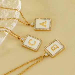 Collier Pendentif Unisexe En Acier Inoxydable Plaqué Or , Série Simple, Lettre Quotidienne h5 Image3