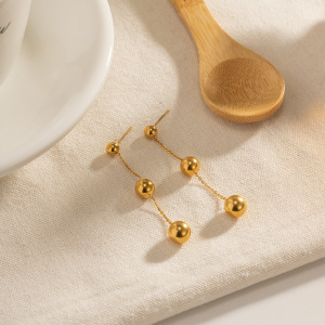 Boucles D'Oreilles Pendantes Élégantes À Pompons Sphériques, Style Minimaliste, En Acier Inoxydable Étanche, Couleur Or, Pour Femme (1 Paire). h5 Image4