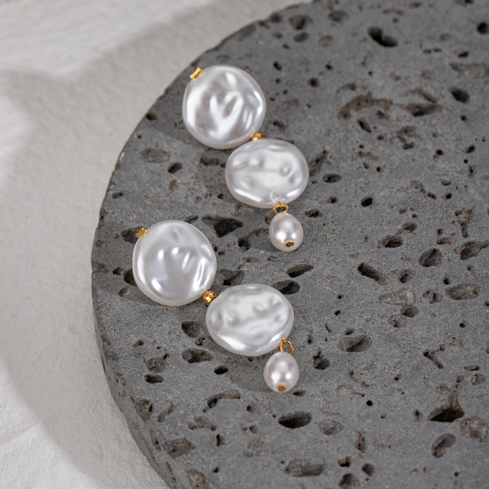 Boucles D'Oreilles Pendantes Élégantes Et Géométriques En Acier Inoxydable Plaqué Or Avec Perles Artificielles (1 Paire) Image3