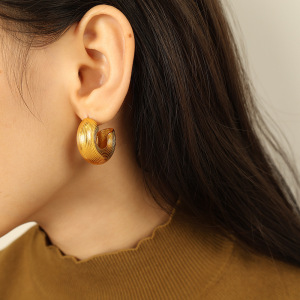 1 Paire De Boucles D'Oreilles Puces Pour Femme, Style Géométrique Simple, En Acier Inoxydable Plaqué Or. h5 Image4