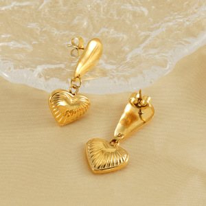 1 Paire De Boucles D'Oreilles Pendantes En Acier Inoxydable Doré , Légères Et Luxueuses, Style Rétro, En Forme De Cœur, Texturées, Pour Femmes h5 Image4