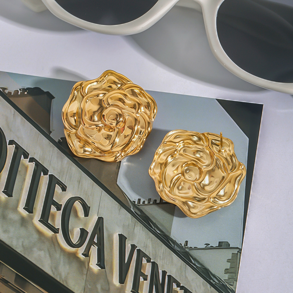 Boucles D'Oreilles Puces Pour Femme, Collection Romantique, Motif Fleurs Magnifiques, En Acier Inoxydable Étanche, Couleur Or (1 Paire). h5Image4