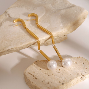 1 Paire De Boucles D'Oreilles Pendantes Pour Femme, En Acier Inoxydable Plaqué Or, Avec Perles Artificielles, Collection Classique. h5 Image4