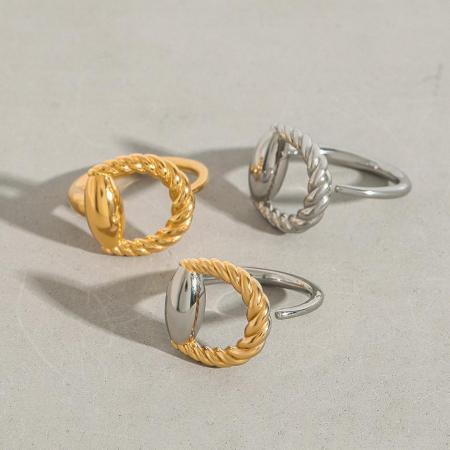 Bague simple pour femme, en acier inoxydable tressé en forme de D, couleur or, étanche, 1 pièce.