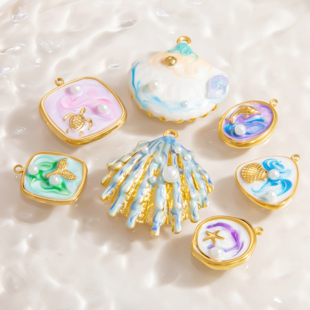 Pendentif femme en acier inoxydable doré, finition huilée, motif coquillage, inspiré des vacances à la plage et de la mer (1 pièce) 2