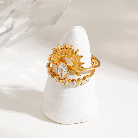 Ensemble de bagues pour femmes de la série luxueuse Charming Droplet, en acier inoxydable étanche et couleur or (1 pièce). 2