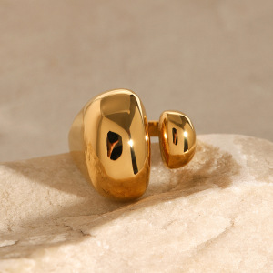 Bague Ajustable Pour Femme, En Acier Inoxydable Moderne, Étanche, Plaquée Or Et Ornée De Zircon (1 Pièce). h5 Image5